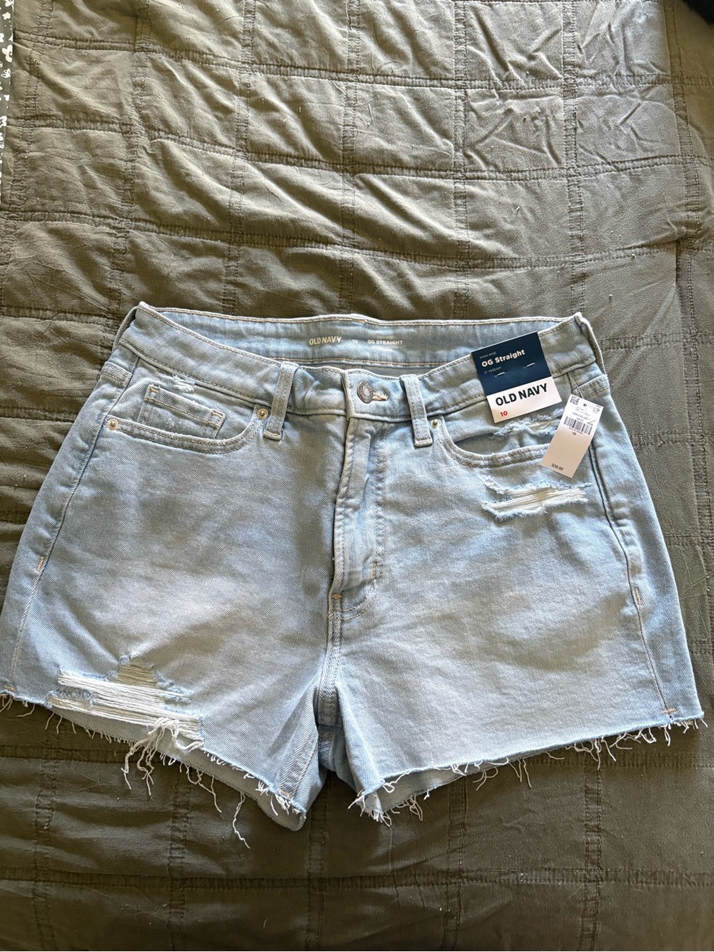 Old Navy Light Wash Distressed Denim Shorts